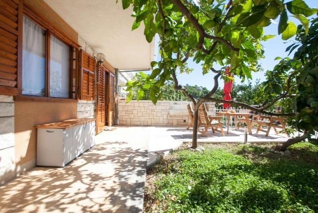 Holiday Home Luma Подгора Стая снимка